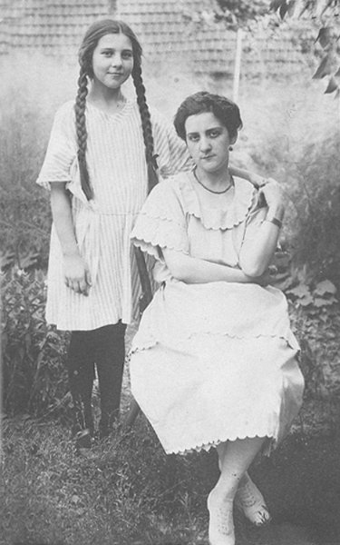 Gizella's two daughters, Sari and Erzabeth.jpg - Sara and Elizabeth, daughters of Charles' sister, Gizella, in Hungary